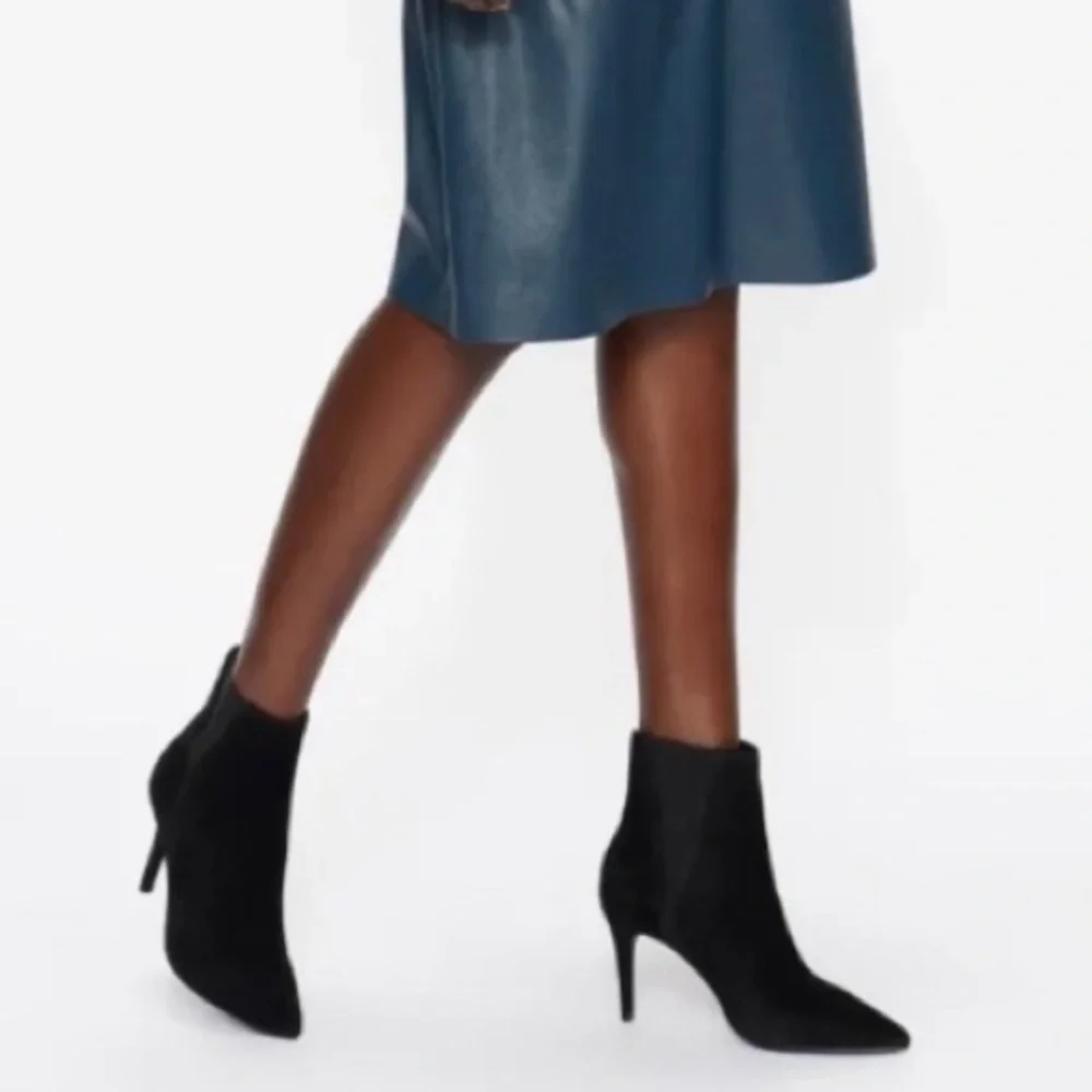 Ted Baker London Suede Pointy Toe‎ Bootie